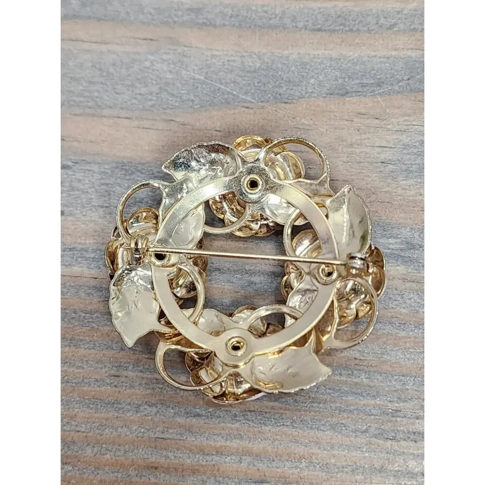 VINTAGE JEWELRY BROOCH PIN ROSES FLOWER WREATH GOLD TONE PINK ENAMEL